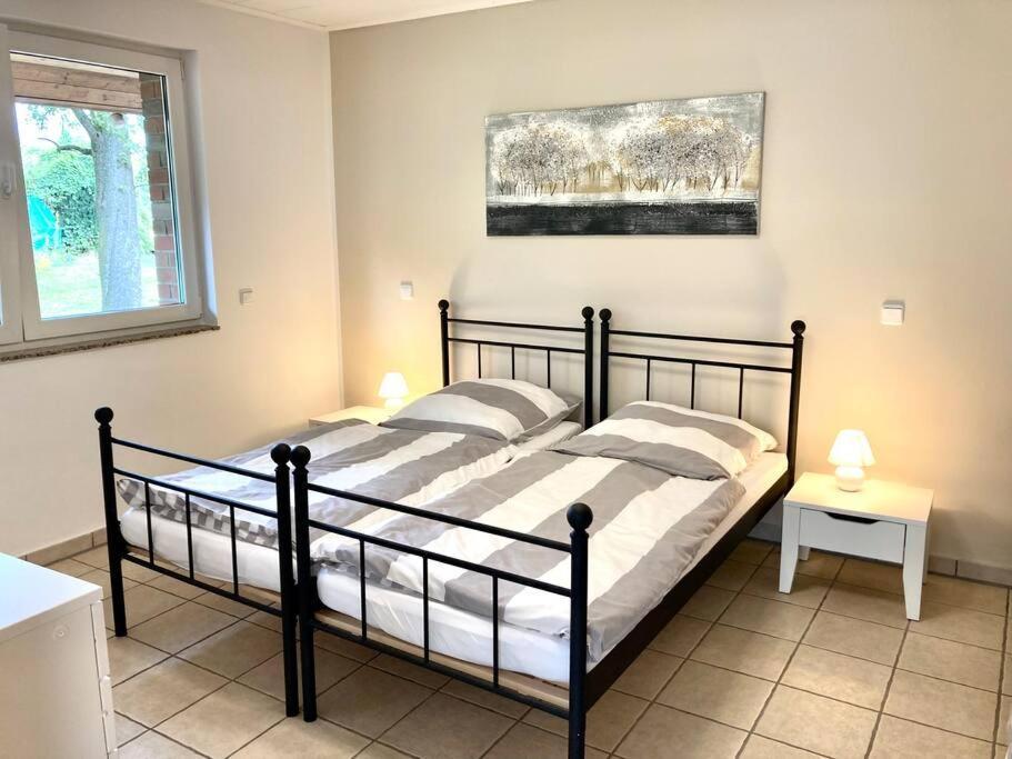 בוטרופ Helle Wohnung Mit Wintergarten - Nahe Ruhrgebiet Und Freizeitpark Movie Park מראה חיצוני תמונה